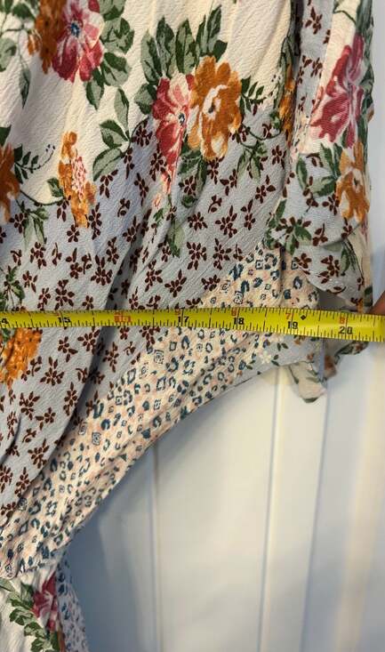 Everly patchwork romper - Picture 5 of 8